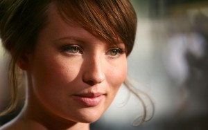 Emily Browning Height and Weight Stats - PK Baseline- How Celebs Get