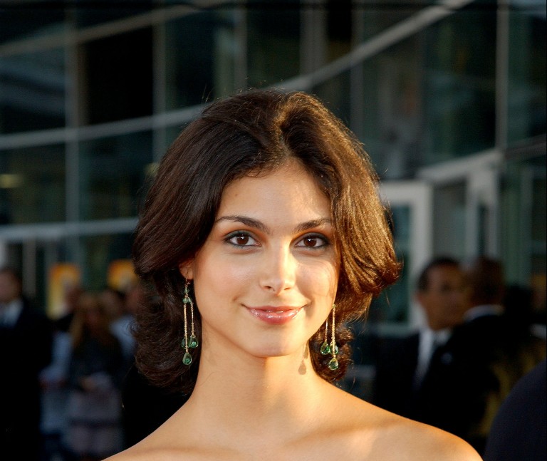 Morena Baccarin Height and Weight Stats - PK Baseline- How Celebs Get