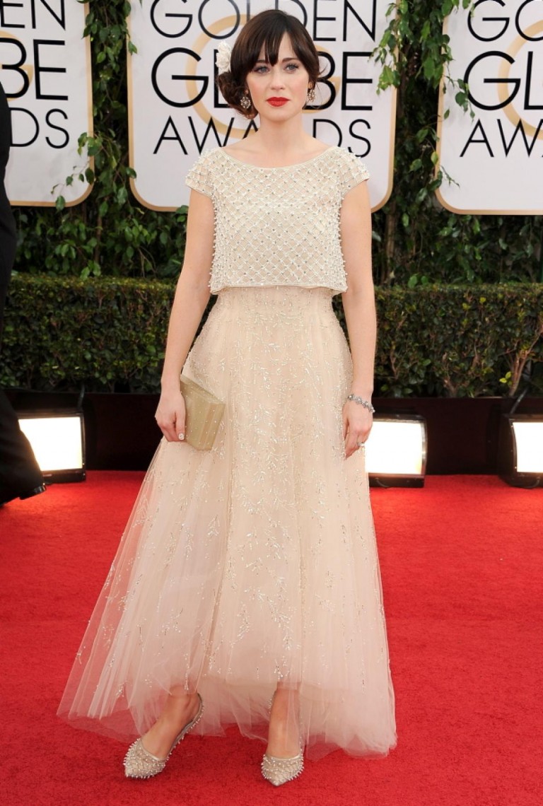 Zooey Deschanel Height and Weight Stats - PK Baseline- How Celebs Get