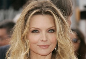 Michelle Pfeiffer Height and Weight Stats - PK Baseline- How Celebs Get